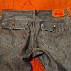 Levi's Light Blue Denim Jeans with Contrast Stitching